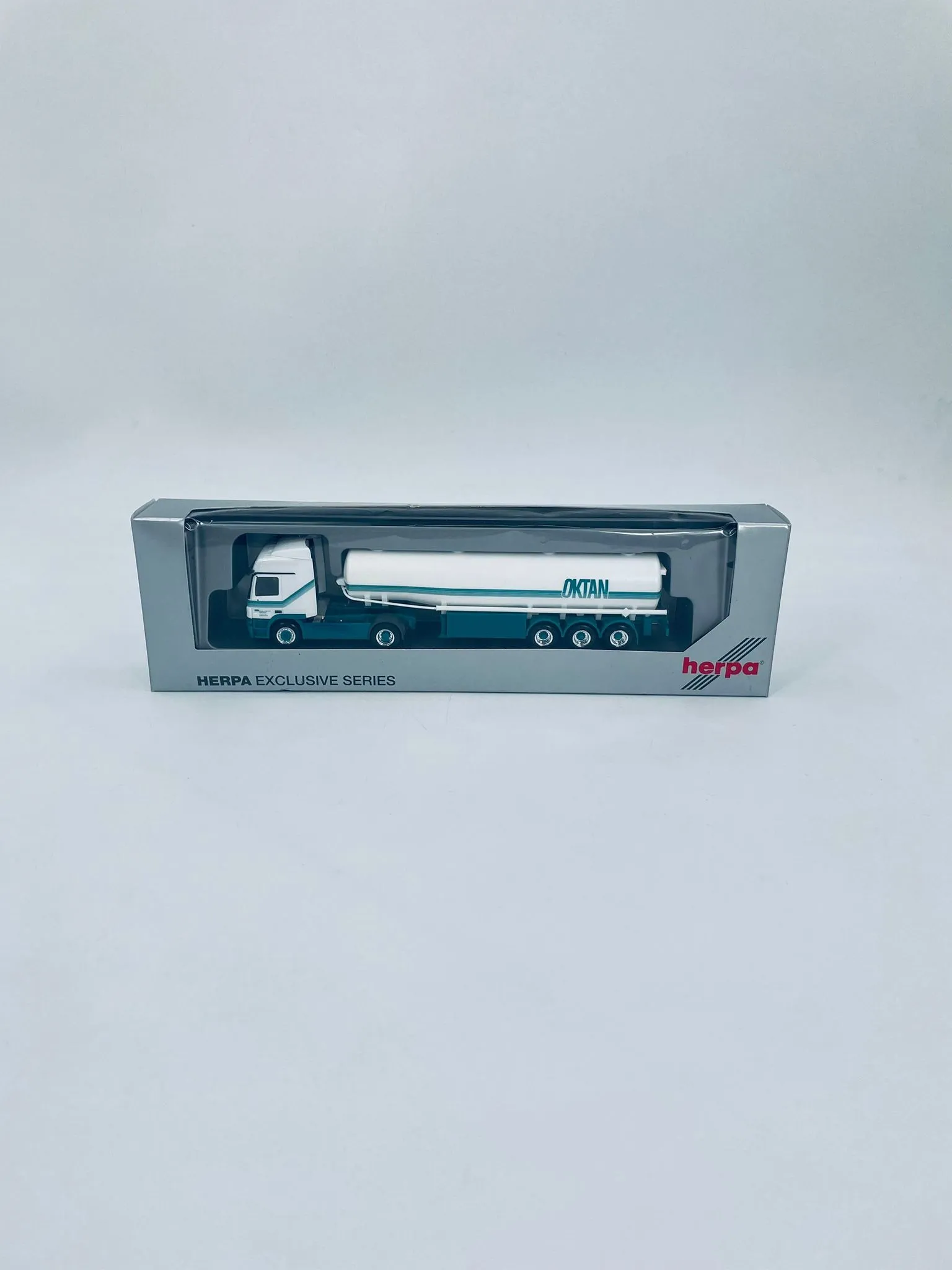 Samochód kolekcjonerski Herpa Mercedes