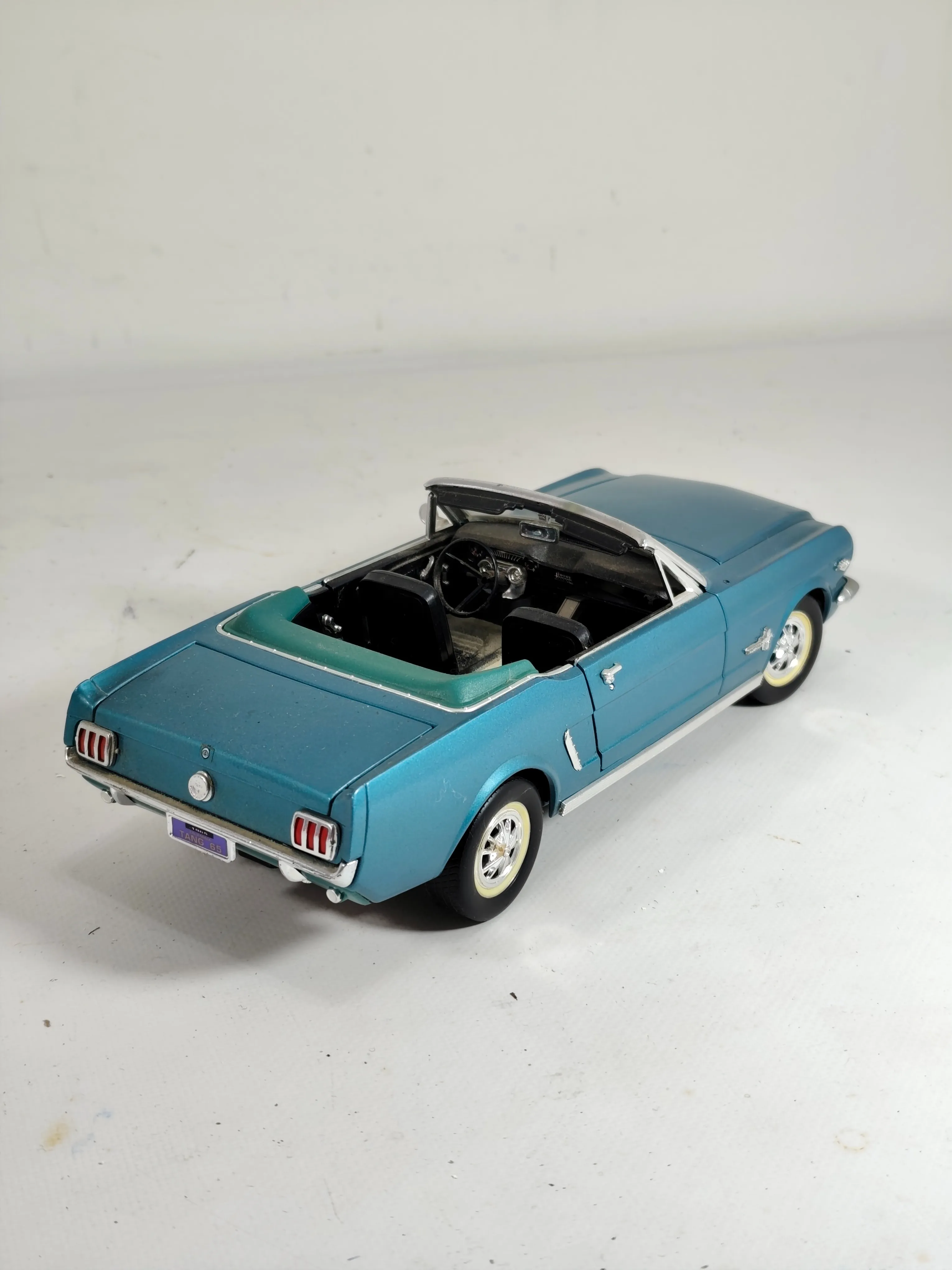 Ford Mustang 1965 1/18 Mira | Patyna.pl