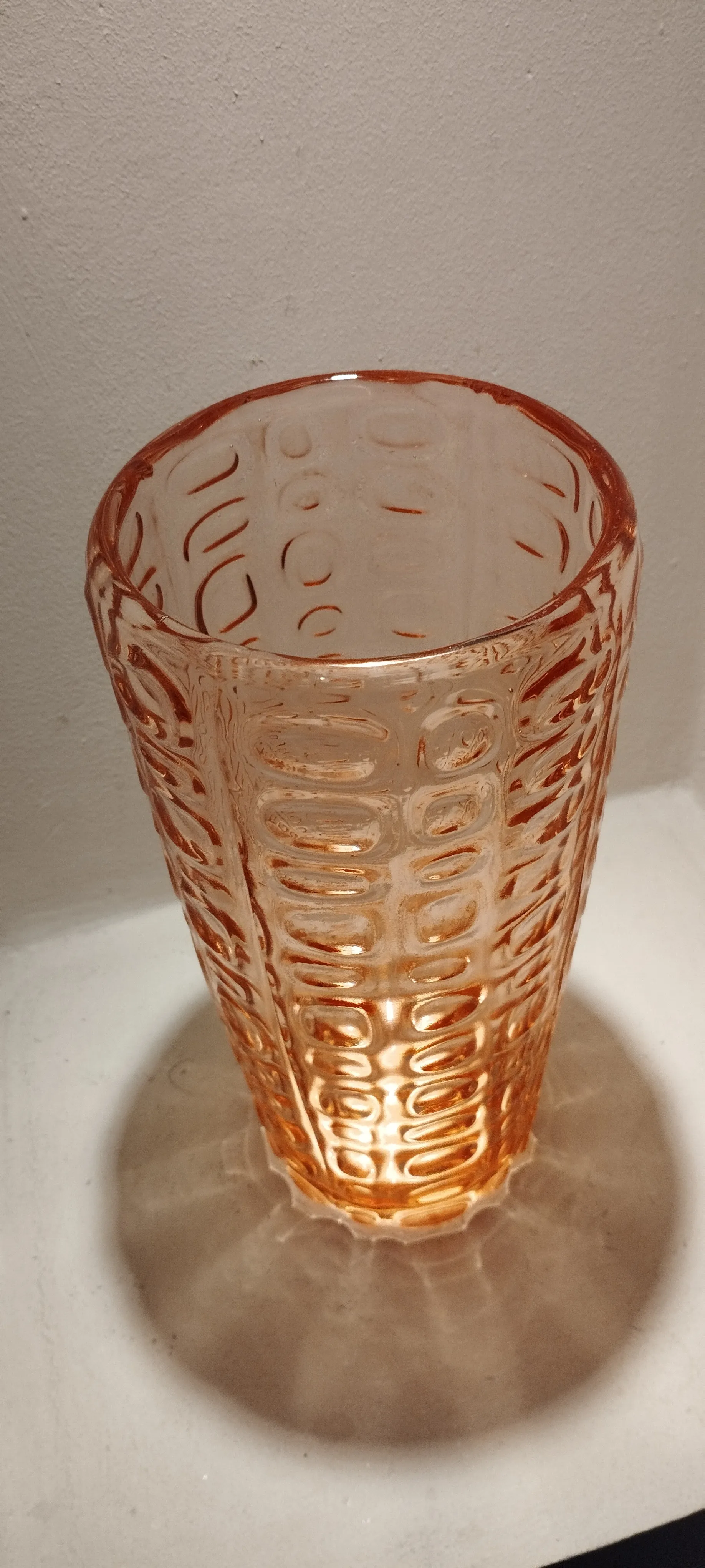 Wazon WULKAN HSG Ząbkowice projektu Jana Sylwestra DROST