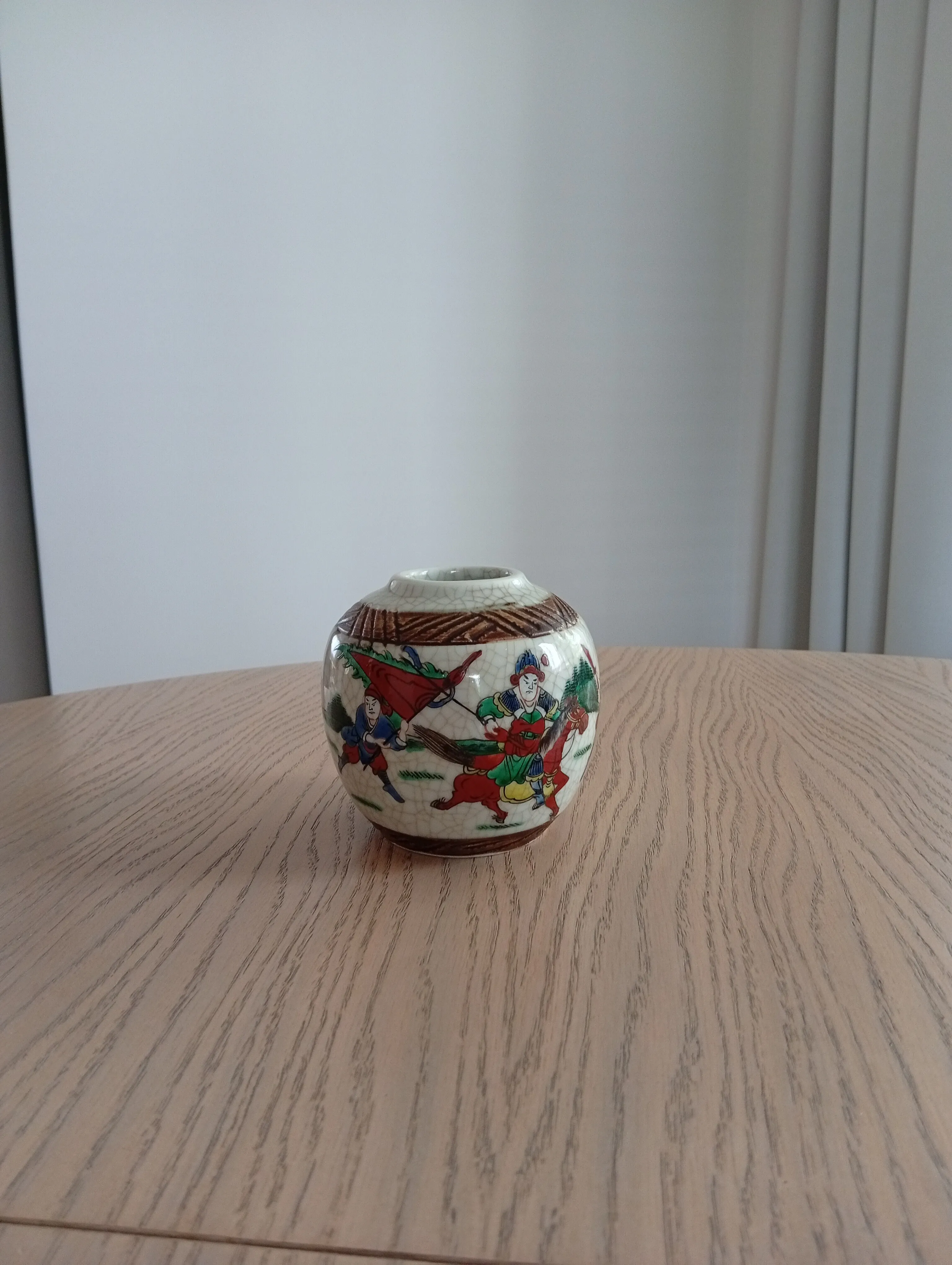 Chiński porcelanowy wazon słoik na imbir ze szkliwem typu crackle glaze