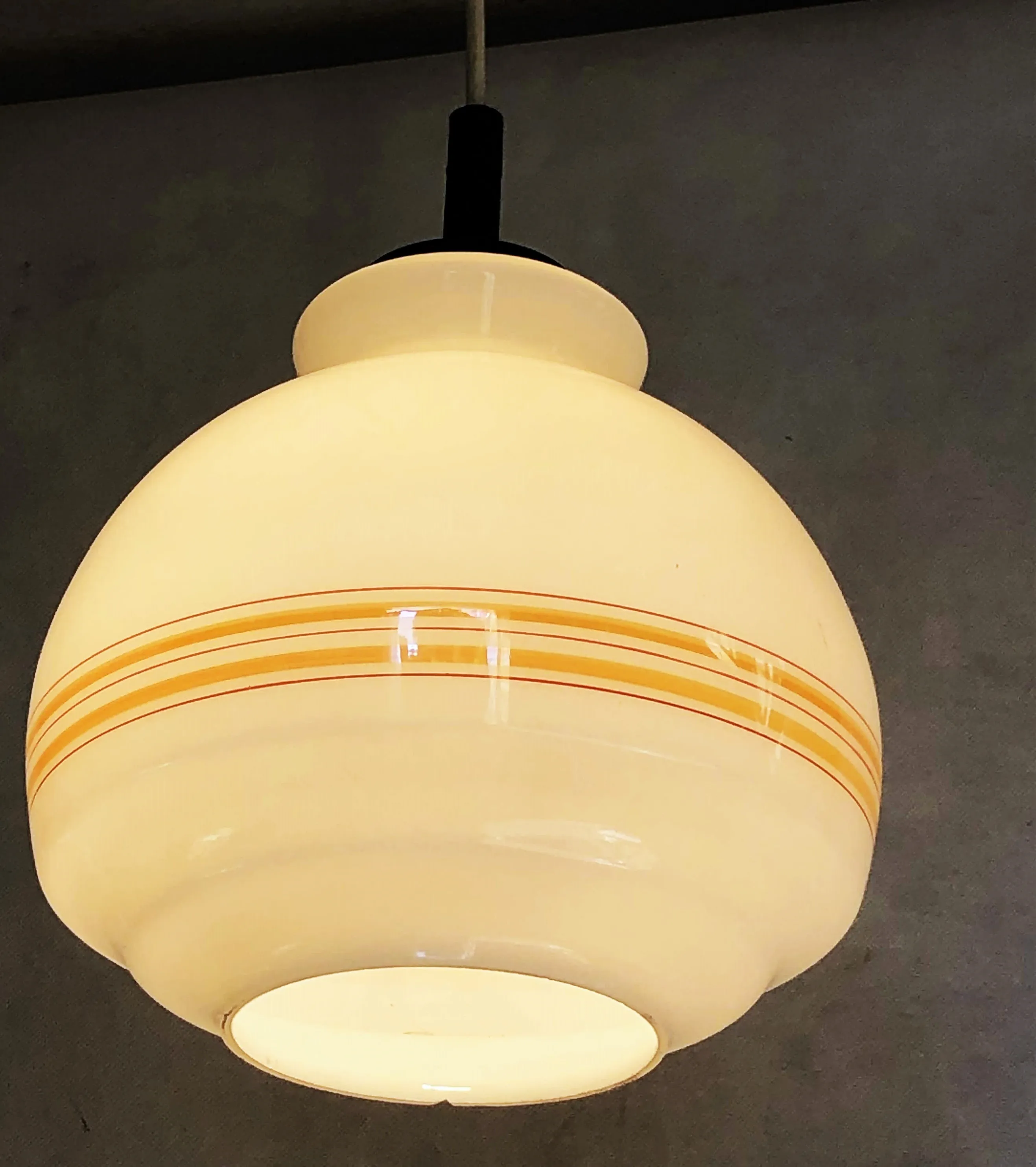 Lampa wisząca PRL szklany klosz, S.I .TWÓRCZOŚC Gliwice vintage
