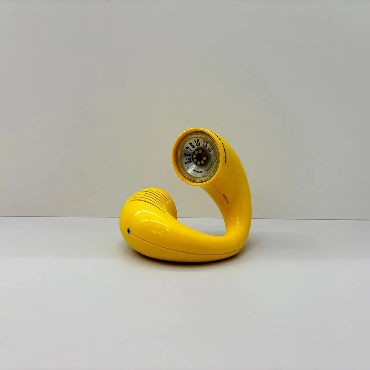 Radio National Panasonic Toot-a-Loop (R72S), Japonia, lata 70.