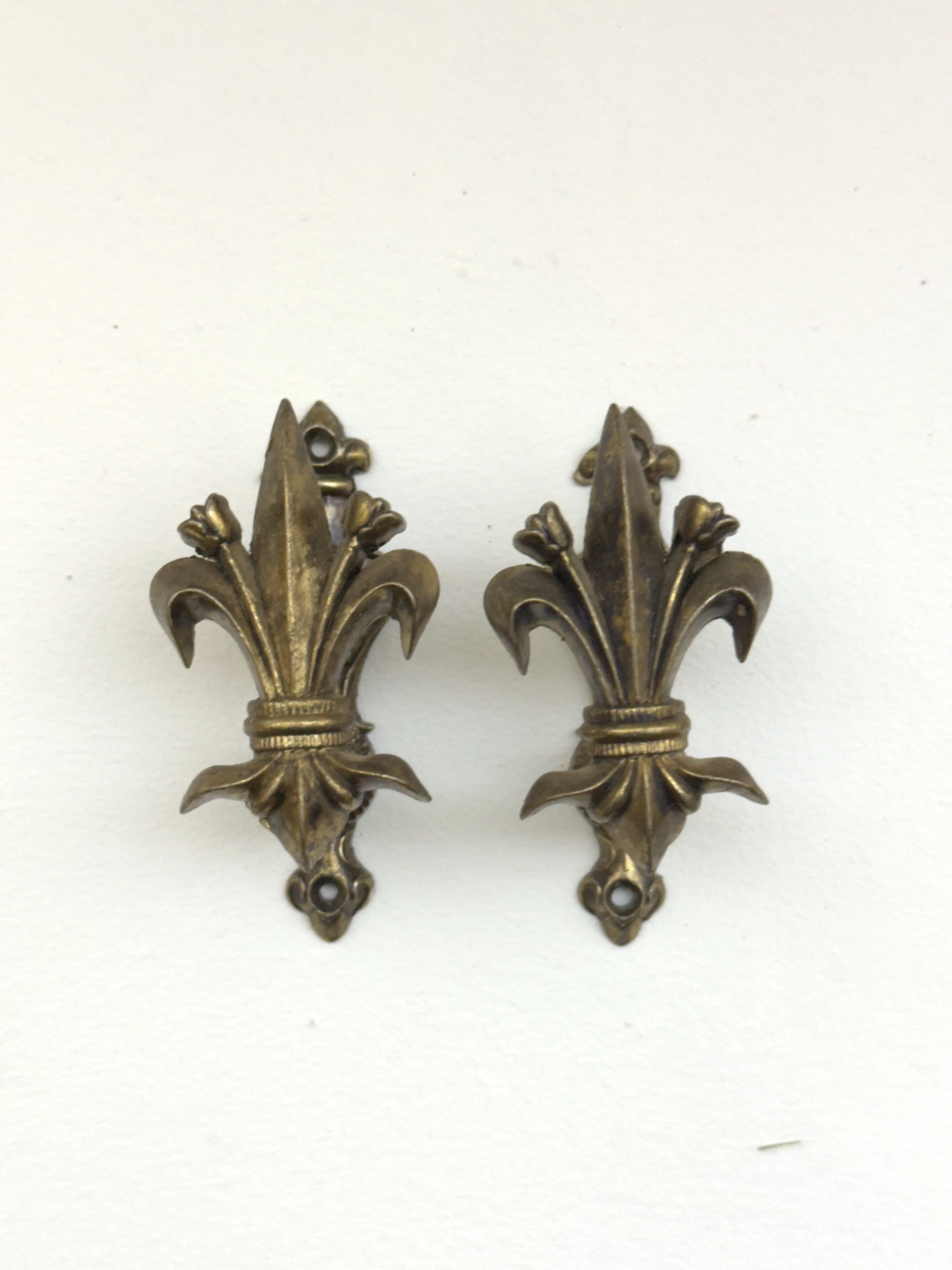 Dwa wieszaki na ubrania, Regulowane, Lilia