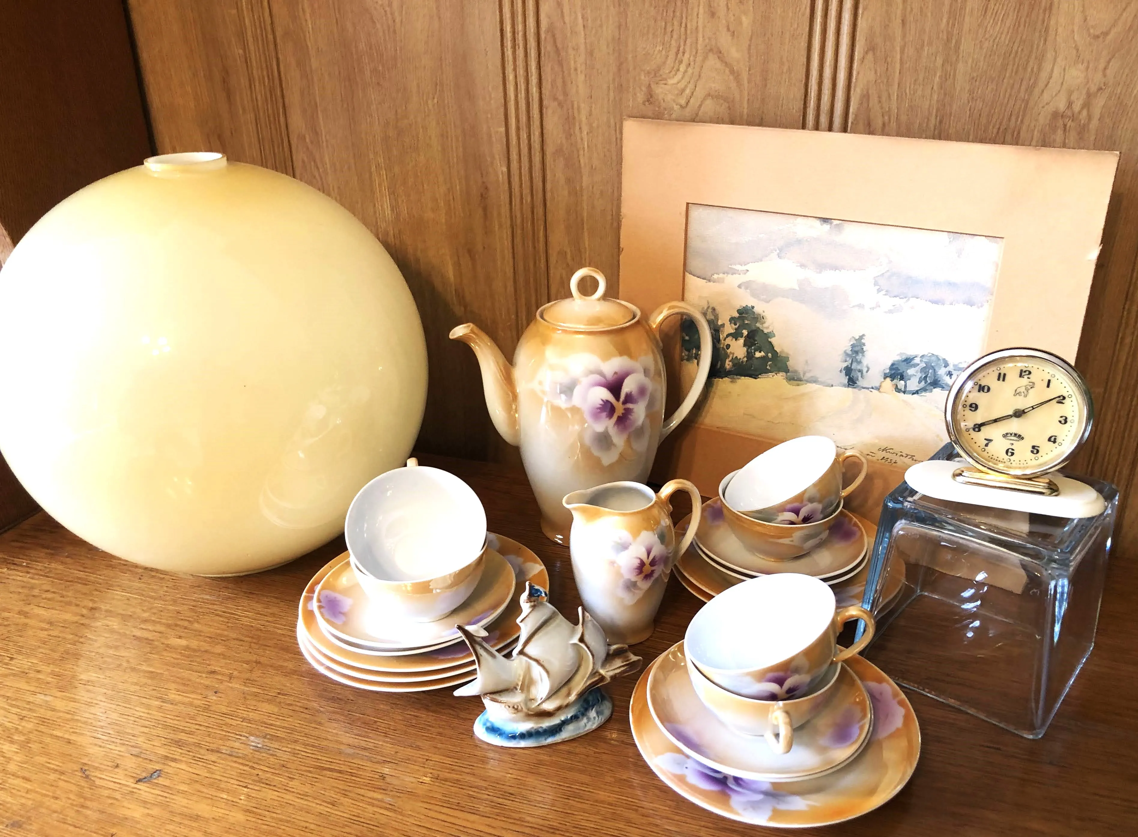 Serwis do kawy - herbaty wyprodukowany przez Victoria China