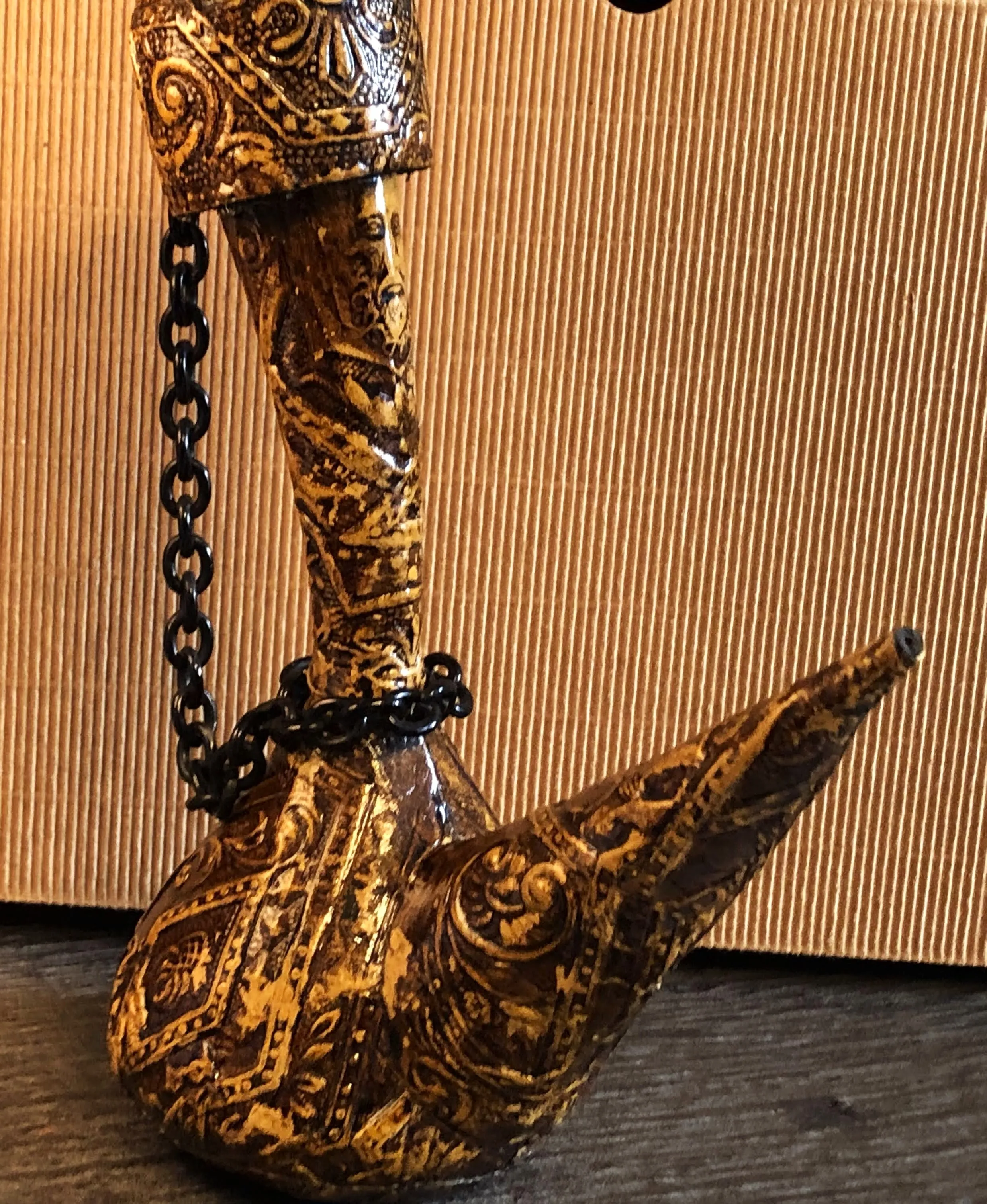 Porron butelka na wino, karafka ze skóry tłoczonej